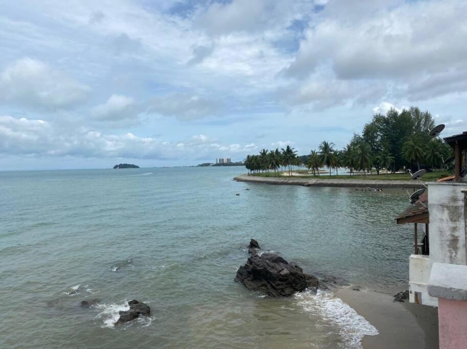 Seaview Holiday Home Port Dickson Bagian luar foto